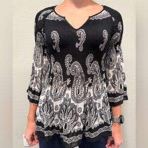 Cupio Black and White Paisley Blouse